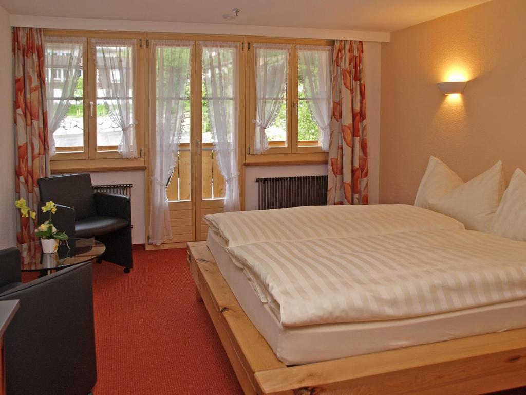Hotel Steinbock Бриенц Екстериор снимка